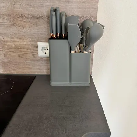 Apartment Feel Like 8